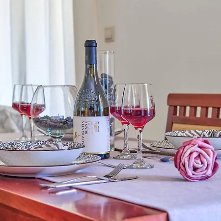 Athina Kerasia Kerasa